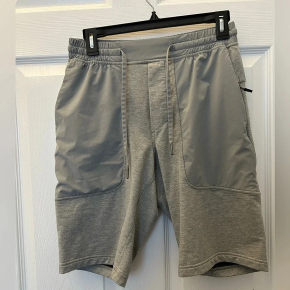 ! Lululemon City Commute Short Heathered Medium Gray Size small - Picture 3 of 6